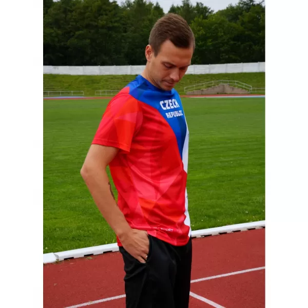  Funkcjonalny t-shirt męski klasy premium ALTISPORT x CZE VOJ/ALM032TR01 KSZTAŁTY 